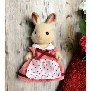 Sylvanian Families Chocolate Rabbit Mother with Dress - Calico Critters Epoch